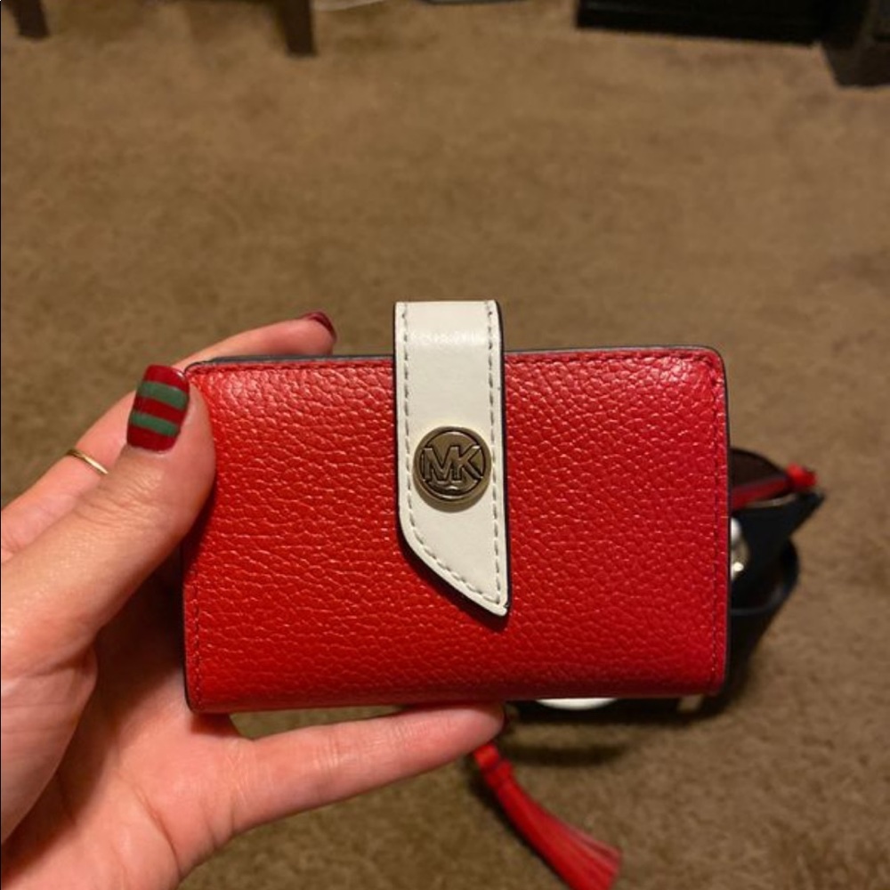 Michael Kors handbag and wallet - Picture 3 of 4
